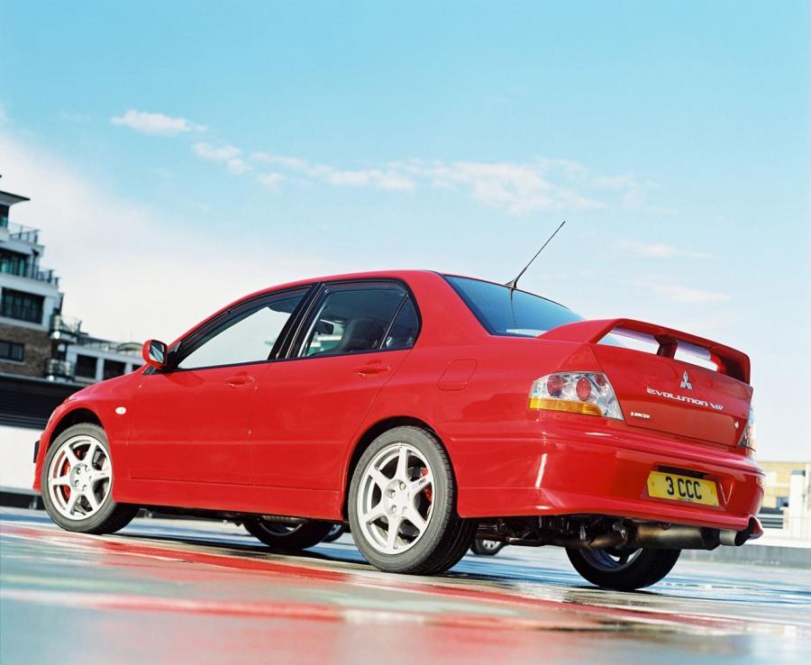  Mitsubishi Lancer 2000 года  (фото 24 из 31)